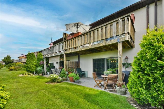 1 Anchorage Way 1108, Freeport, NY 11520
