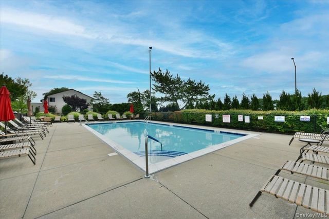 1 Anchorage Way 1108, Freeport, NY 11520