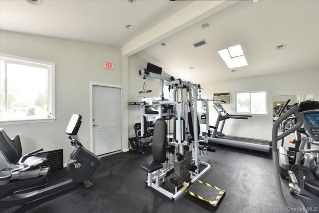 1 Anchorage Way 1108, Freeport, NY 11520