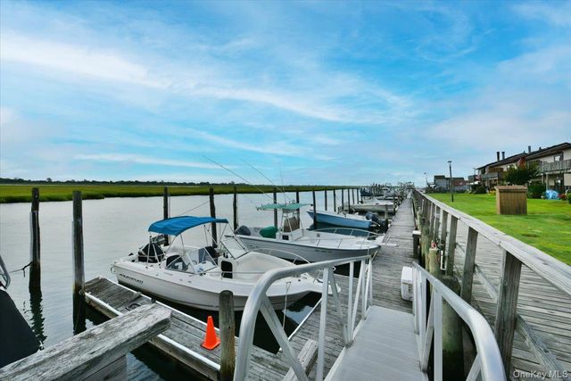 1 Anchorage Way 1108, Freeport, NY 11520