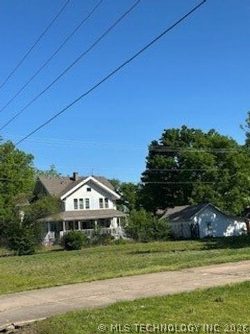 924 Vine Street, Chelsea, OK 74016