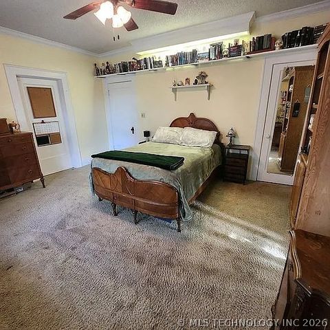 924 Vine Street, Chelsea, OK 74016