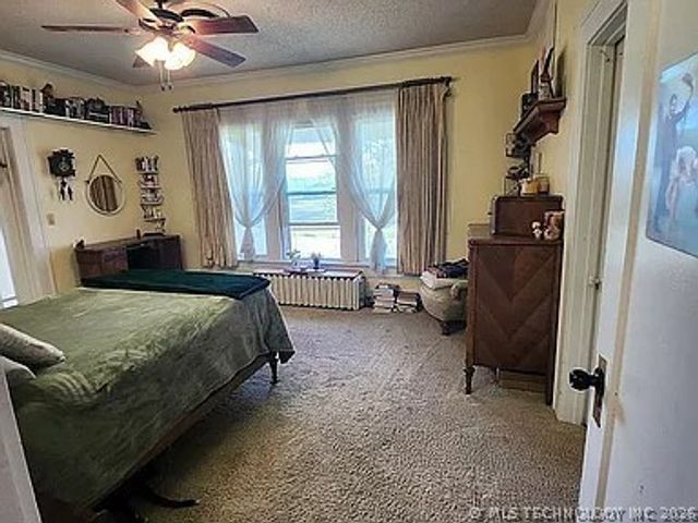 924 Vine Street, Chelsea, OK 74016