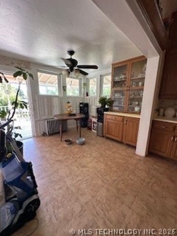 924 Vine Street, Chelsea, OK 74016