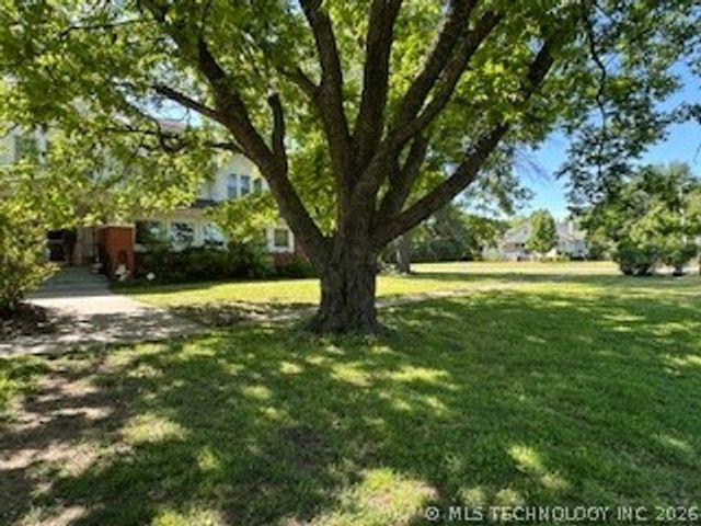 924 Vine Street, Chelsea, OK 74016
