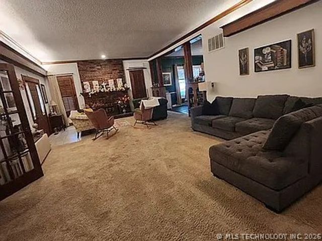 924 Vine Street, Chelsea, OK 74016