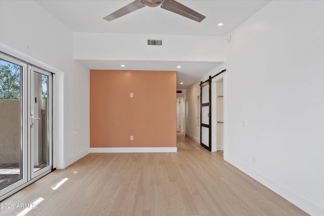 8515 N 13th Place, Phoenix, AZ 85020