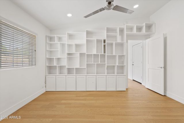 8515 N 13th Place, Phoenix, AZ 85020