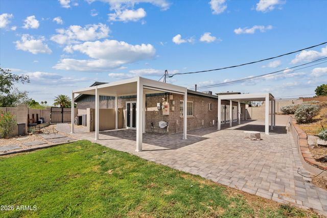 8515 N 13th Place, Phoenix, AZ 85020