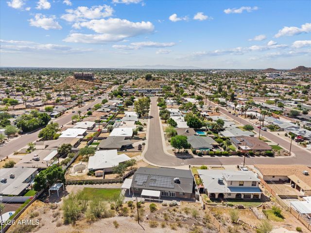 8515 N 13th Place, Phoenix, AZ 85020