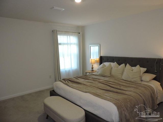 4664 Carlstrom Ln, Pensacola, FL 32507