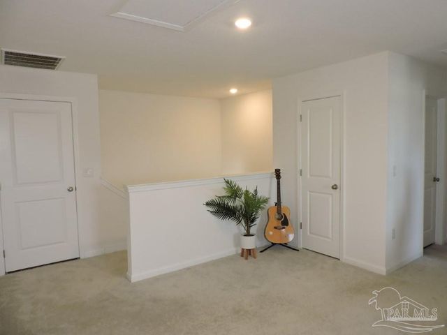 4664 Carlstrom Ln, Pensacola, FL 32507
