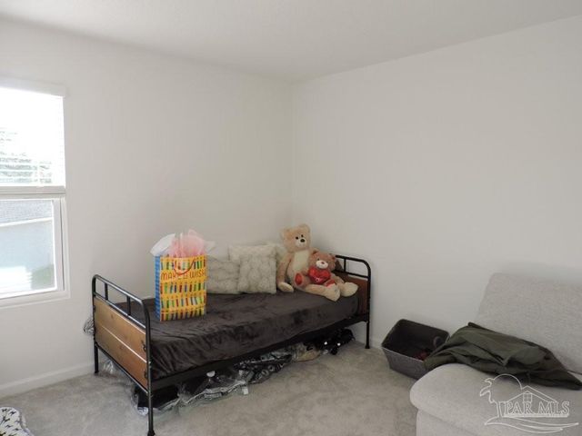 4664 Carlstrom Ln, Pensacola, FL 32507