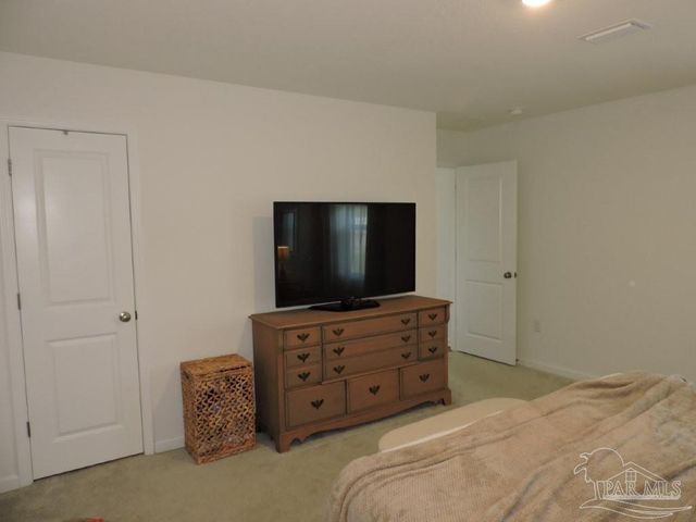 4664 Carlstrom Ln, Pensacola, FL 32507