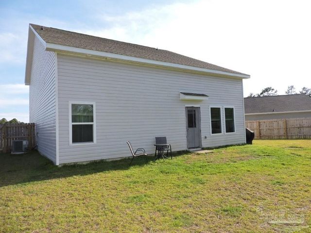 4664 Carlstrom Ln, Pensacola, FL 32507