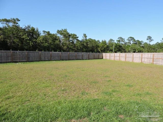 4664 Carlstrom Ln, Pensacola, FL 32507