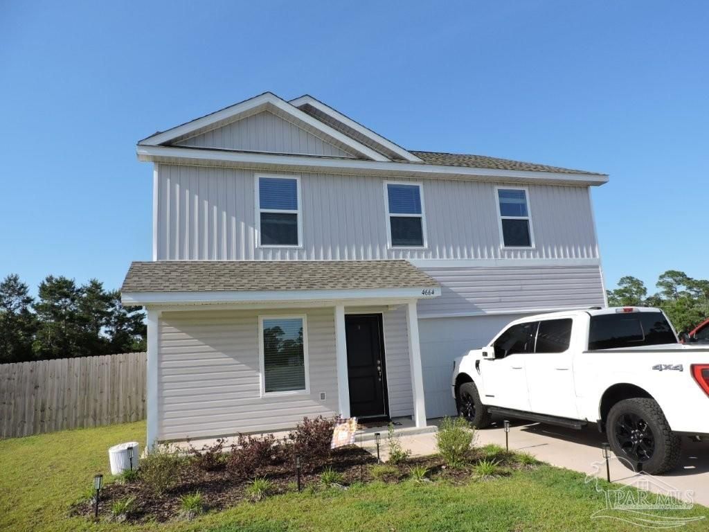 4664 Carlstrom Ln, Pensacola, FL 32507