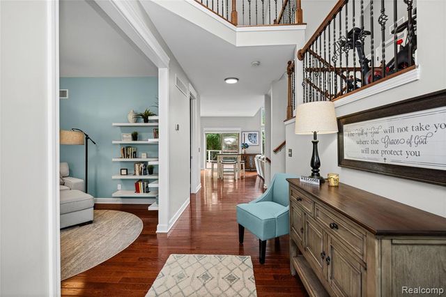 730 Leon Road, Walled Lake, MI 48390