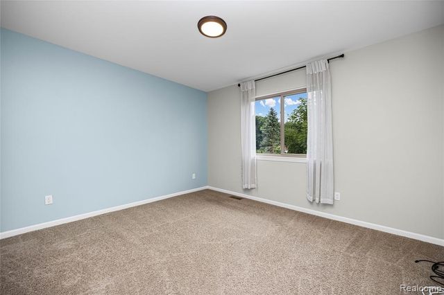 730 Leon Road, Walled Lake, MI 48390