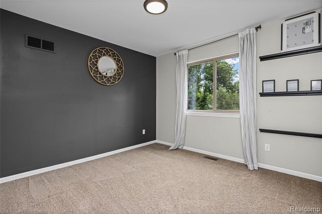 730 Leon Road, Walled Lake, MI 48390