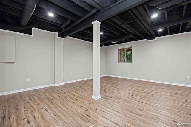730 Leon Road, Walled Lake, MI 48390