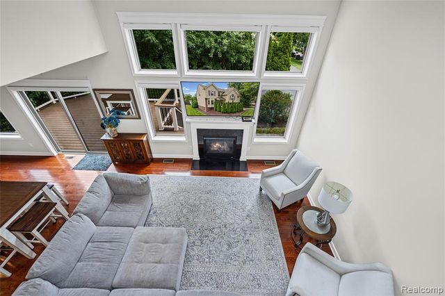 730 Leon Road, Walled Lake, MI 48390