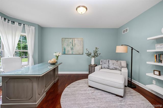 730 Leon Road, Walled Lake, MI 48390
