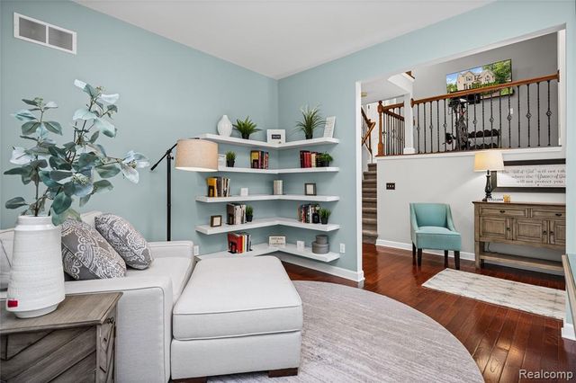730 Leon Road, Walled Lake, MI 48390