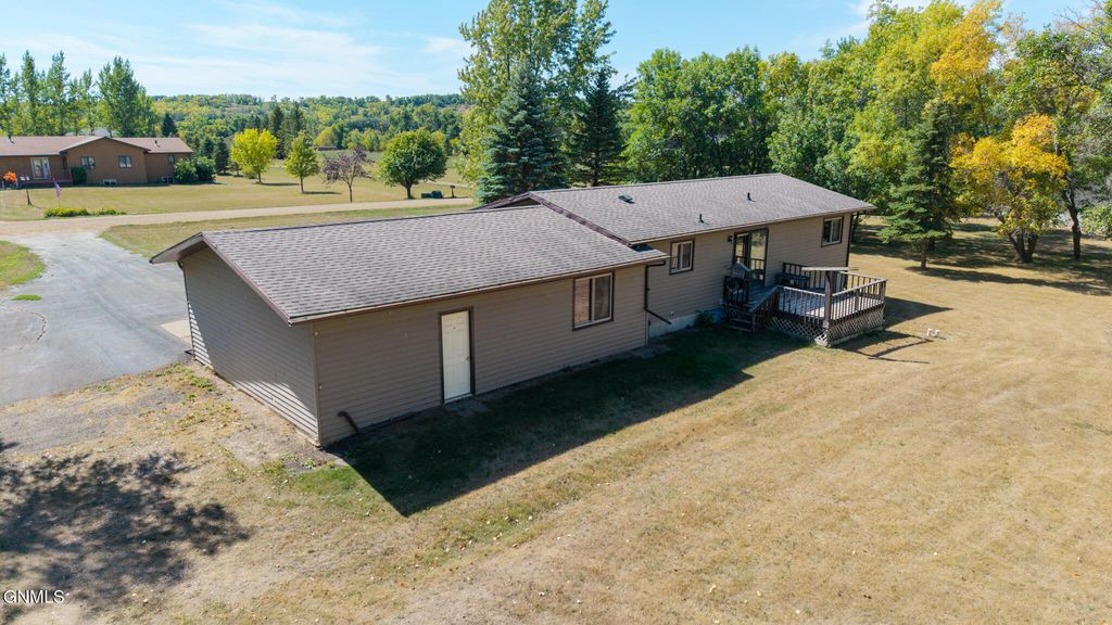 11677 35m Street SE, Valley City, ND 58072 photo 3