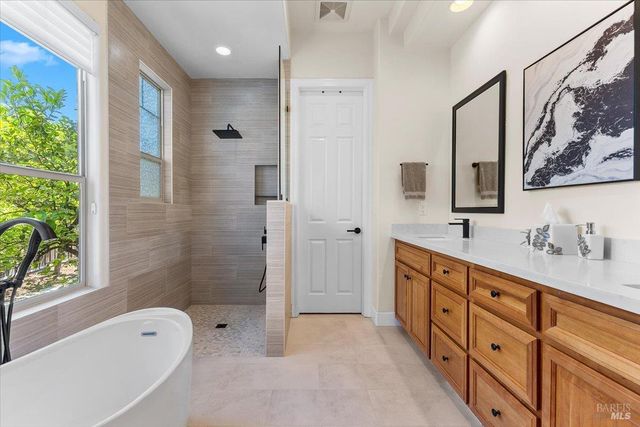 416 San Lorenzo Ct, Sonoma, CA 95476