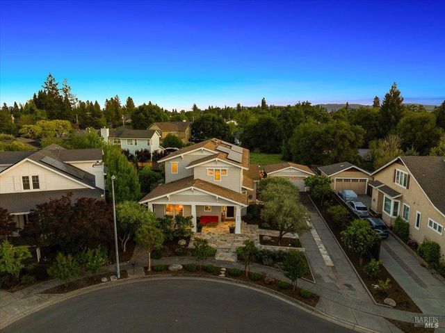 416 San Lorenzo Ct, Sonoma, CA 95476