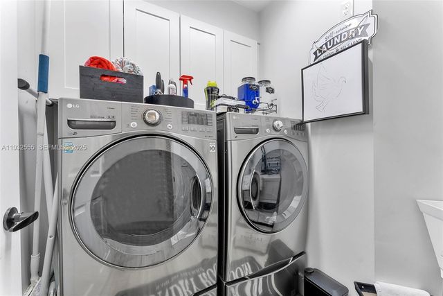 550 NW 110th Ave, Plantation, FL 33324