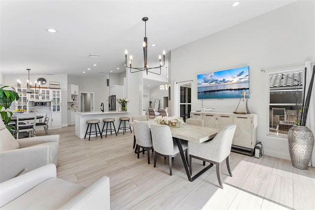 550 NW 110th Ave, Plantation, FL 33324