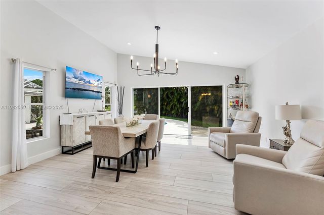 550 NW 110th Ave, Plantation, FL 33324