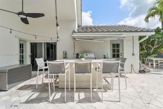 550 NW 110th Ave, Plantation, FL 33324