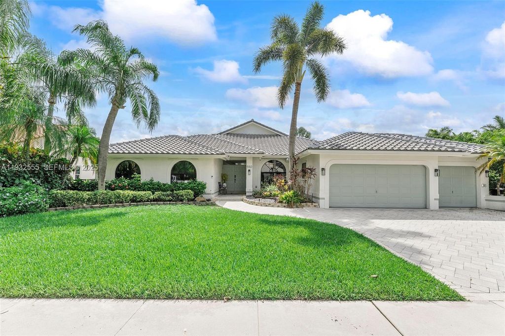 550 NW 110th Ave, Plantation, FL 33324