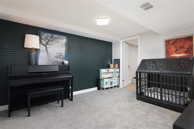 2016 W 83rd Terrace, Leawood, KS 66206
