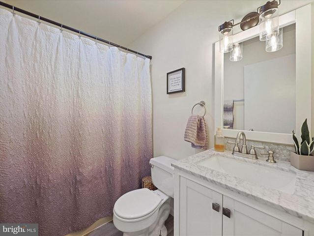 257 VALLEY DR, Fayetteville, PA 17222