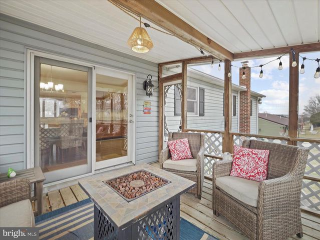 257 VALLEY DR, Fayetteville, PA 17222