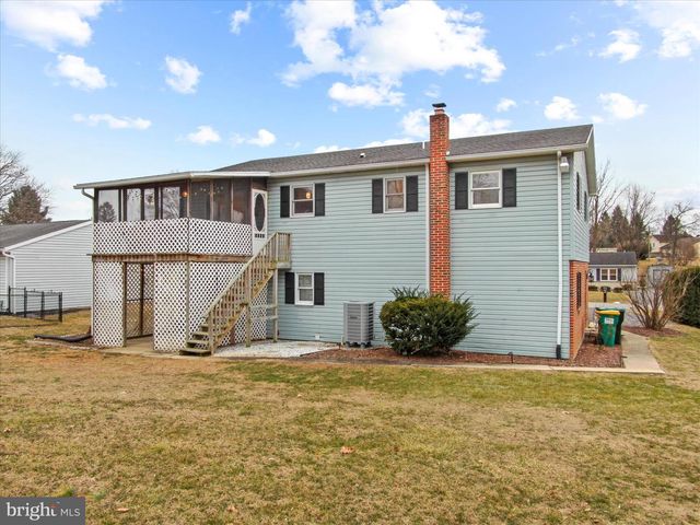257 VALLEY DR, Fayetteville, PA 17222