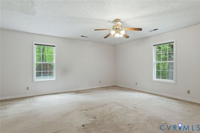 1570 Meade Point Dr, Powhatan, VA 23139