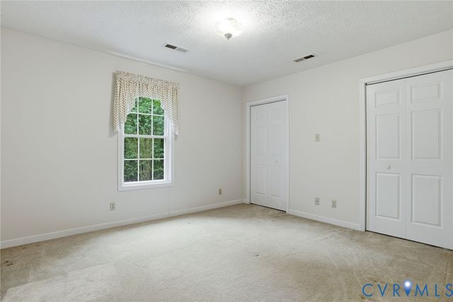 1570 Meade Point Dr, Powhatan, VA 23139