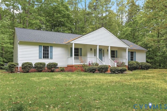 1570 Meade Point Dr, Powhatan, VA 23139