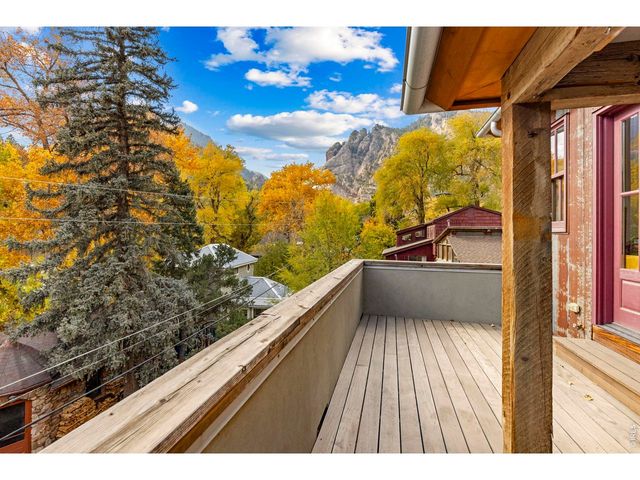 22 Artesian Dr, Eldorado Springs, CO 80025
