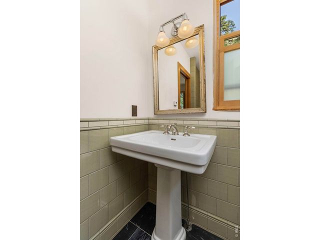 22 Artesian Dr, Eldorado Springs, CO 80025