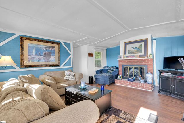 151 Wendy Lane, Inman, SC 29349