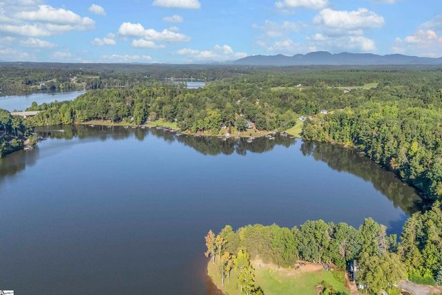151 Wendy Lane, Inman, SC 29349