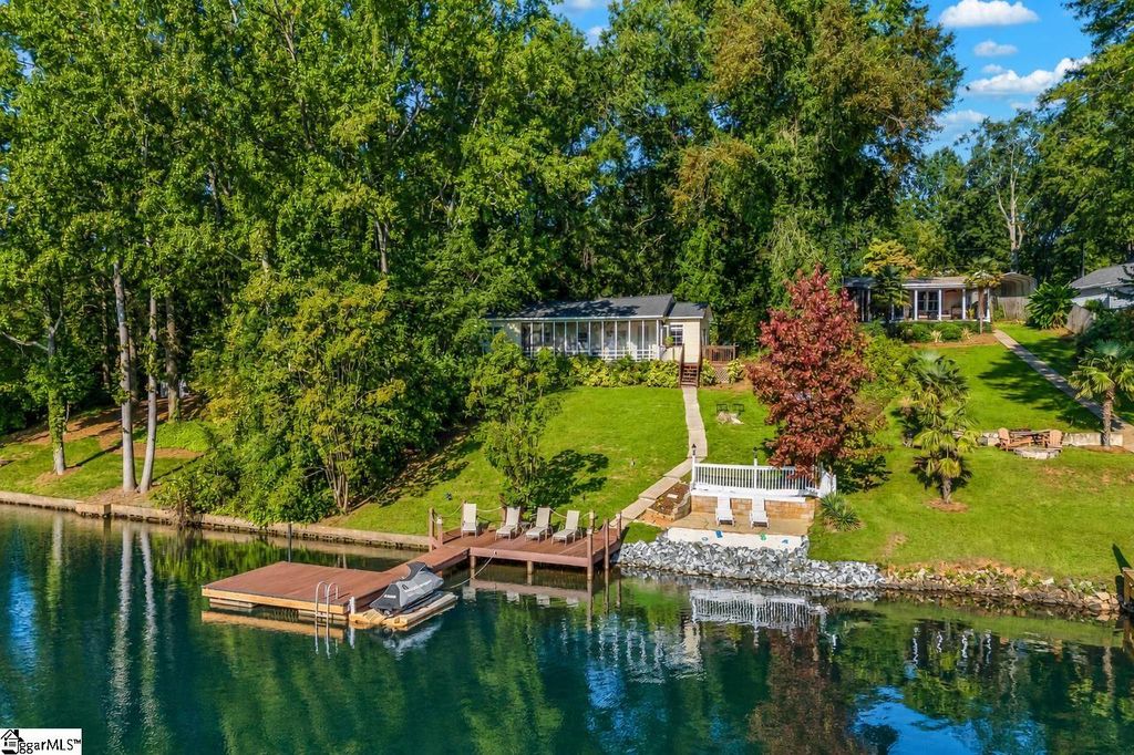 151 Wendy Lane, Inman, SC 29349