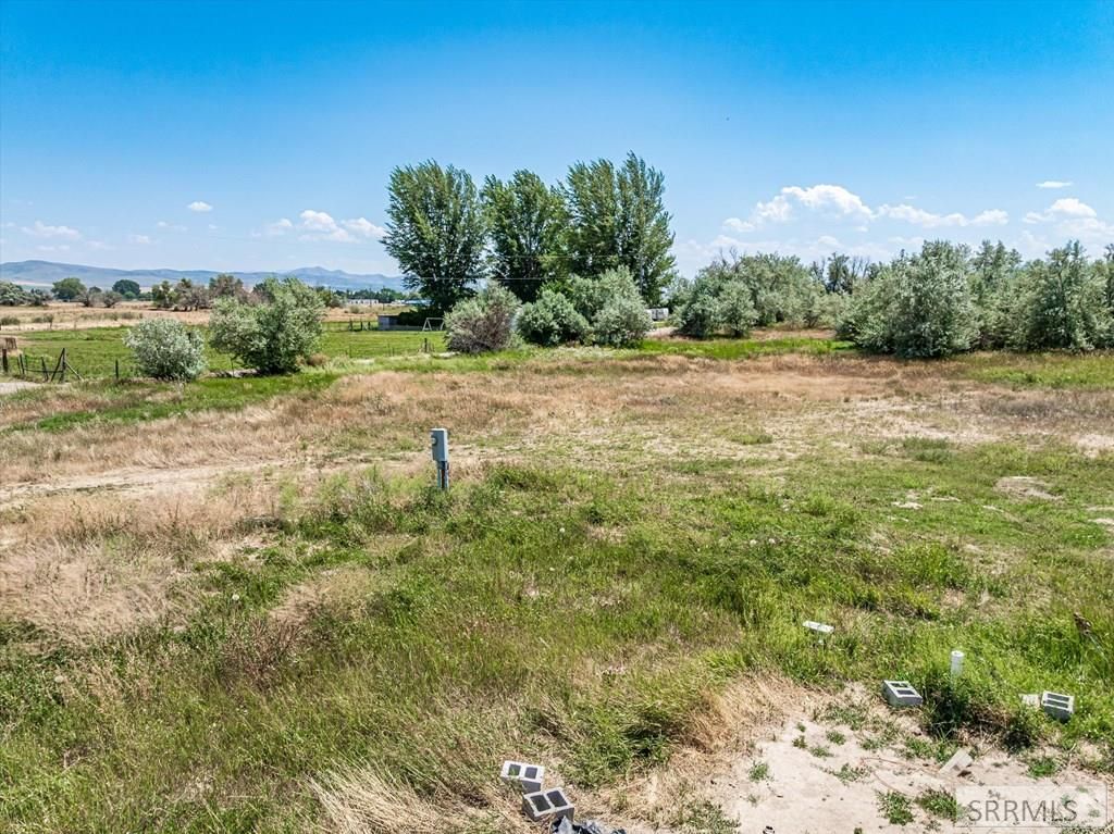 Image 12 of property listing at 386 Cutshalts Rd, Pocatello, ID 83202