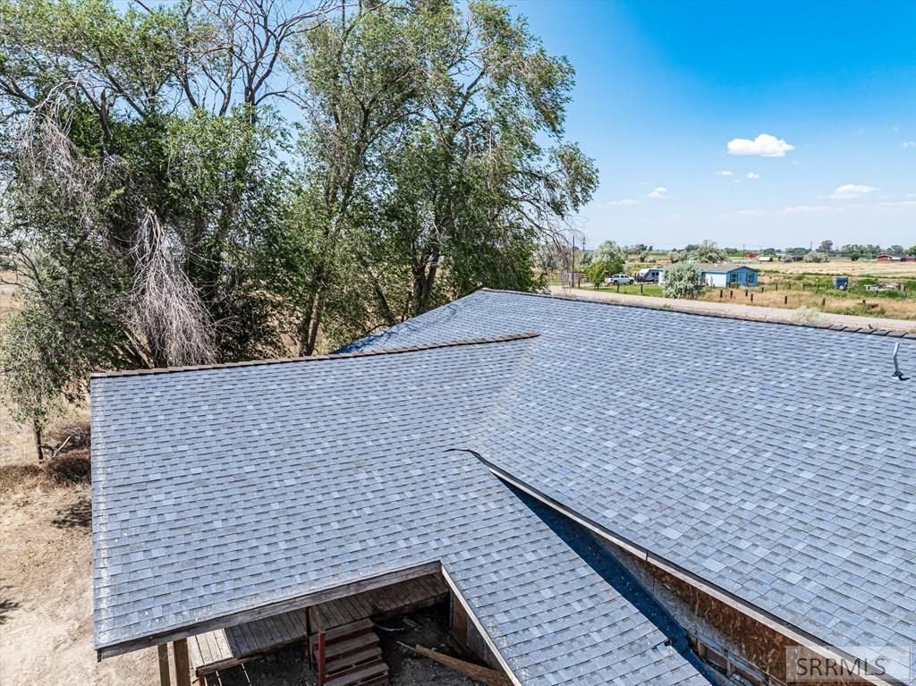 Image 6 of property listing at 386 Cutshalts Rd, Pocatello, ID 83202